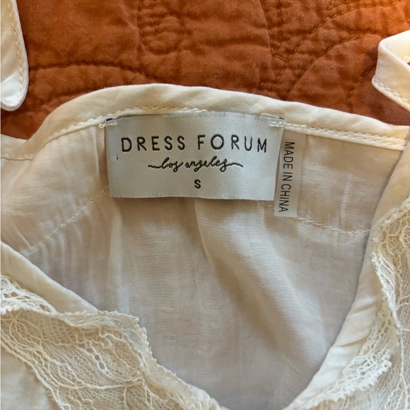 Sateen cami with lace trim - Picture 2 of 3